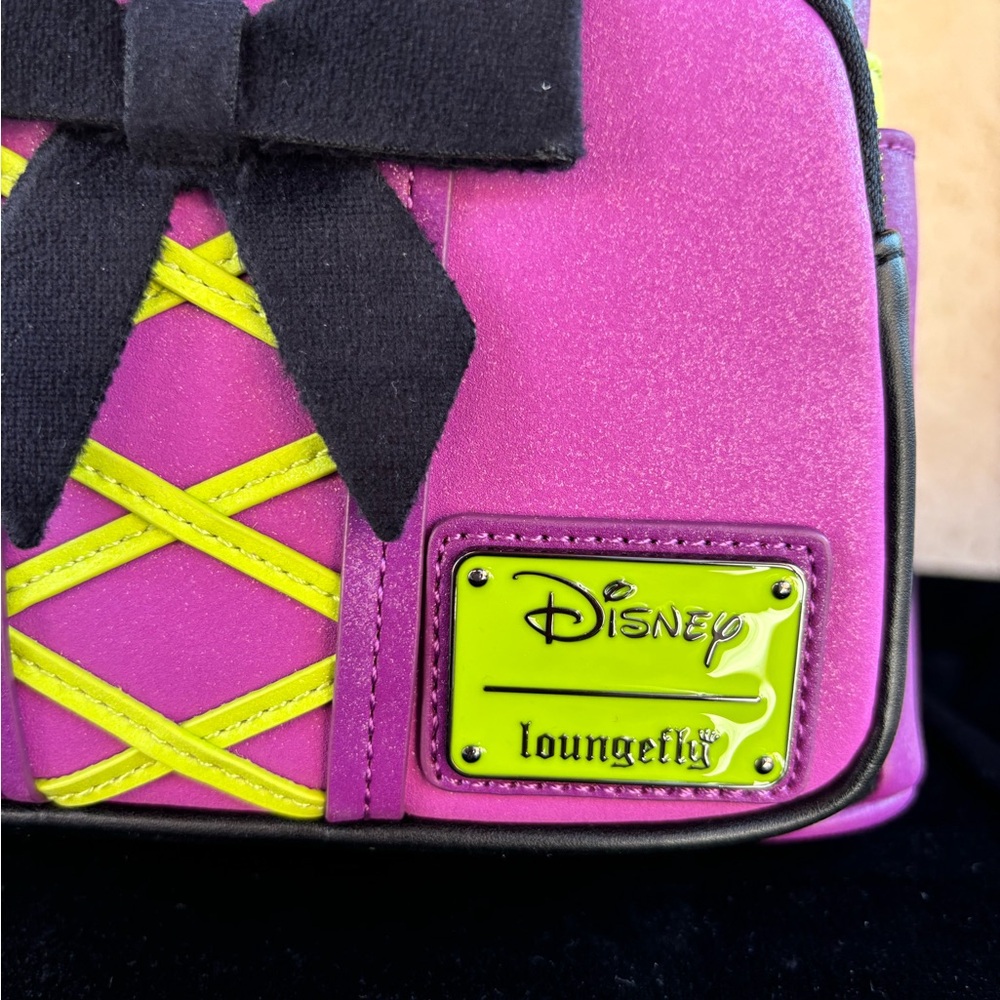 Loungefly Disney Minnie Mouse Witch Mini Backpack - Picture 7 of 8